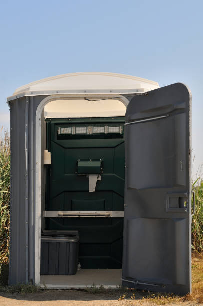Best Portable restroom trailer rental  in Georgetown, IL